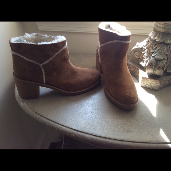 UGG Shoes - Ugg Kasen Boots-worn once
